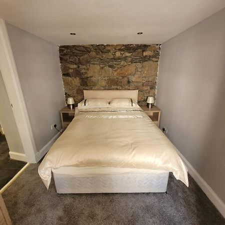 Апартаменты 2 Kilkerran Road Кэмпбелтаун Экстерьер фото