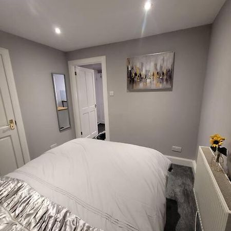Апартаменты 2 Kilkerran Road Кэмпбелтаун Экстерьер фото
